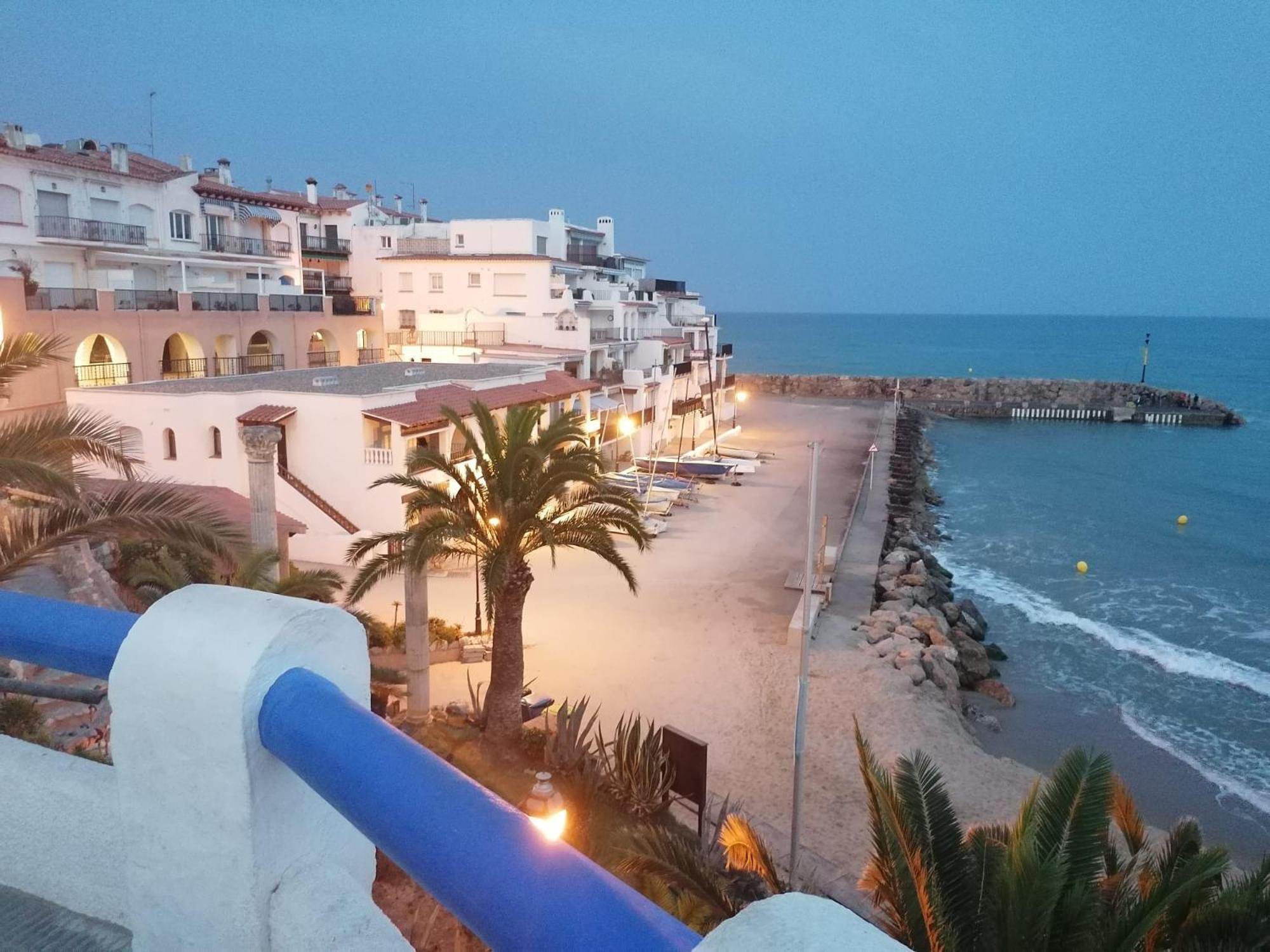 Lluna Beach Bara Roda de Bará Dış mekan fotoğraf